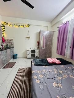 UG stays for couples - 5