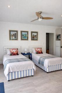 Brackenridge Garden Cottage - 2
