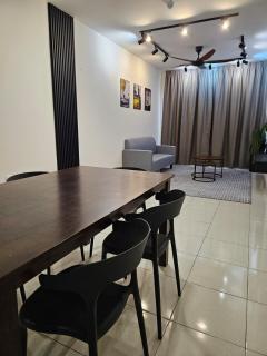 Family Retreat Cyberjaya Near SplashMania KLIA - 9