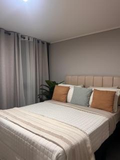 DEPARTAMENTO MODERNO Y COMODO CERCA A MOVISTAR ARENA Y FANTASILANDIA - 4