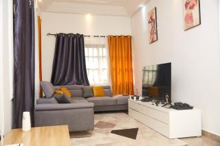 Appartement moderne climatisé Fidjrossè proche plage et WiFi - 0