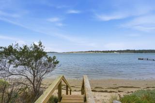 Seagrass Coastal Retreat with direct beach access - 5
