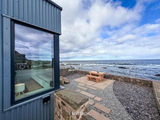 Writer's Retreat, Rosehearty - 5