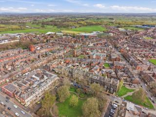 8 Portland Square - North East Escapes - 1