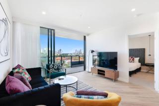 Southport Luxury and View New 2B with Parking and Wifi - 0