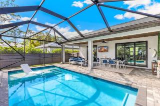 Coastal Pool Retreat Minutes to Bonita Beach - 0