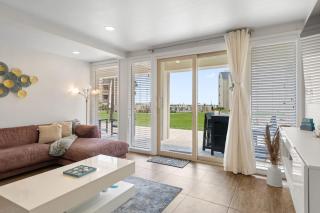 Ground Floor Bahia Mar Best Views and Location - 8