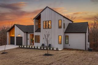 Freetime Chalet Luxe home in Bella Vista - 0