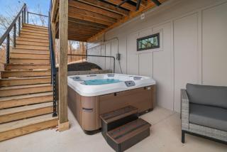 Freetime Chalet Luxe home in Bella Vista - 3