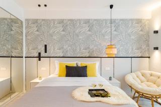 Stay Central - Modern Studios Steps from the Athenaeum - 2