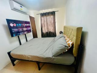 Mamby Gray's Place Balcony, Karaoke ,Wifi,Netflix &Kitchen - Imus - 7