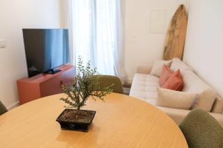 Les Suites du Parc - Appartement lumineux de 2 chambres avec une vue imprenable sur le parc Simone Veil à 2 minutes des halles - 5
