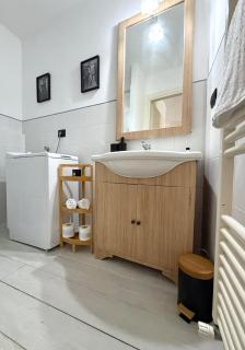 Dolce Vita House - Wine, Views e Relax in La Morra - 3