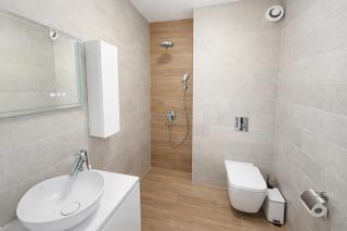 Stylish 1BR w/ Terrace | Work & Couples - 2