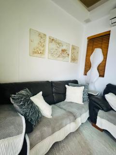 3BR w pool Near airport Condo with Work stations - 2