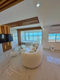 ibiza By the Sea סוויטת יוקרה איביזה על הים - 8