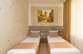 Gold Senator Hotel - 8