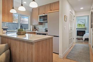 Duel King Suites-2Bed3Bath-2 FP's-HotTub-Old Town - 7