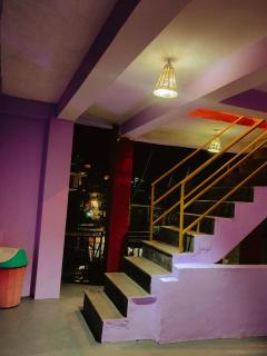 Non Stop Cafe Hostel & Stay - 6