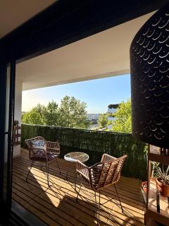 Appartement T2 au bord du lac - 0