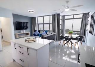 Oceanfront Elegance - 2