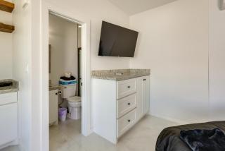 Beach Days & Pool Fun! Prime South Padre Studio - 4