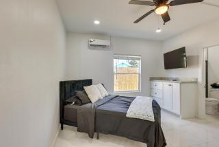 SPI Stay in Entertainment District, Pets Welcome! - 9