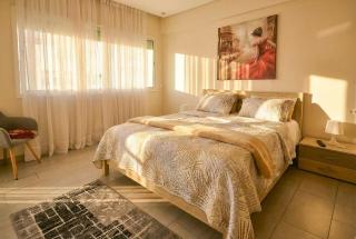 Cozy Central - Gym & Spa Services - 1