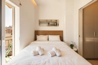 Chic & Stylish 6th Floor Penthouse - 2