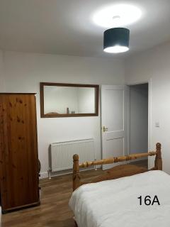 Dorchester Town Centre Entire Apartment - 2