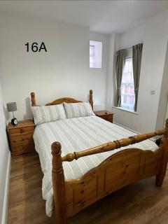 Dorchester Town Centre Entire Apartment - 1