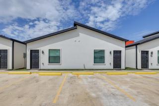 Surf, Swim, Stay! South Padre Studio Near Beach - 8