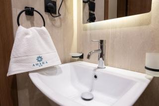 Amara Blvd 1BR Balcony Cozy Living Room 206 - 3