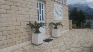 Apartmant with sea view and beach infront - 9