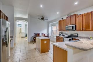 Family Home Near Downtown Tampa w/ Community Pool! - 3