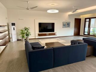 Penthouse 5 - 8