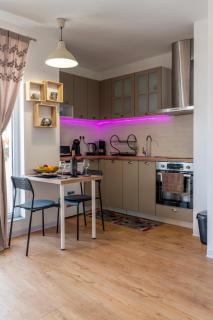 Charming Studio with Parking - 5min to the Beach - 5