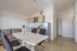 Peacefull Apartment with Garden and Barbeque - 4