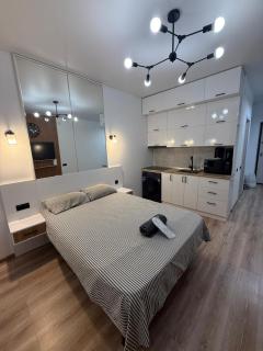 Sea View Studio in Dar Tower & High Floor - 8