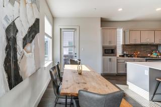 Work & Play! Gem w/ Fire Pit, 3 Mi to Dtwn Dallas - 5