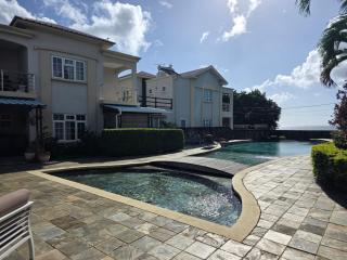 Tropical 3 Bedroom Villa w Pool & Steps from Beach - 0