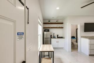 Walk to Beach & Bars! SPI Studio w/ Pool Access - 2