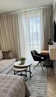 Secure Rosebank Apartment-back up power and fast wifi - 7
