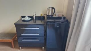 Suíte Individual, ampla, aconchegante e com 2 ventiladores! - 8