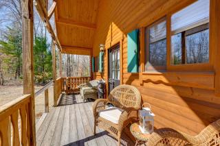 Log Cabin Near Dragon Trail at Hardy Dam! - 0