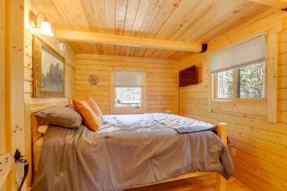 Log Cabin Near Dragon Trail at Hardy Dam! - 2