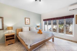 OJ88 - Private Villa with pool - 5 min from Palm Beach - 4BR house - 1