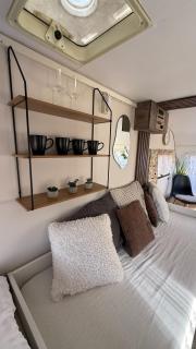 Elämyksellinen majoitus Kotivaunussa - 3