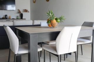 Urban Tropik by KVZ proche de la Place de la Victoire - 1