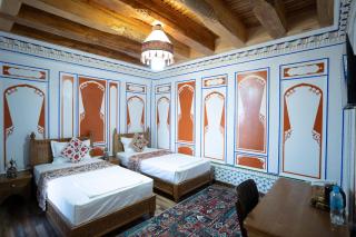 Imranbek Boutique Hotel - 8